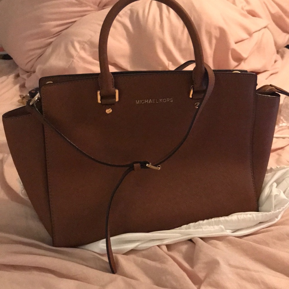 Michael Kors Large Selma Satchel in Luggage Brown